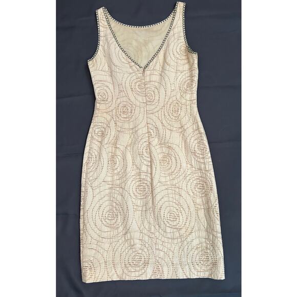 Fendi Sleeveless Cream Ivory Sheath Dress IT40 US4 Lagerfeld Camellia Flower - Picture 2 of 7